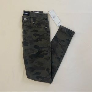 Hudson Midrise Nico Super Skinny Ankle